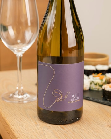Virgin Wines - Must Have 6 Bottle White Case