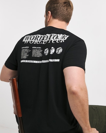 World Tour Graphic T-Shirt Long
