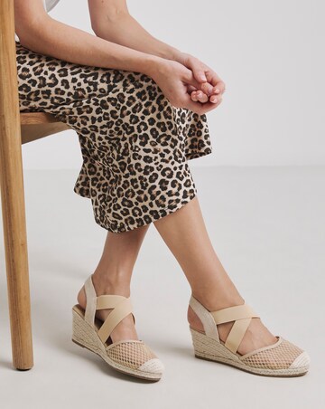 Appleton Wedged Closed Toe Espadrilles - Extra Wide Fit (EEE)