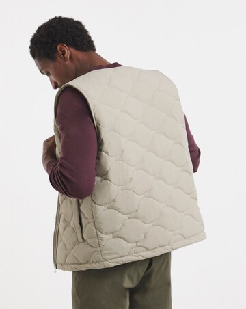 Onion Quilt Zip Through Gilet