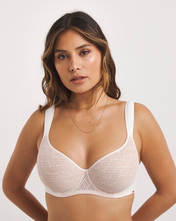 Dorina Curves Leila Moulded Cup Wired Spacer Bra