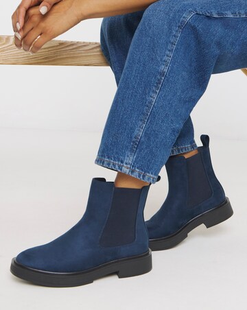 Arya Classic Chelsea Boots - Wide Fit (E)