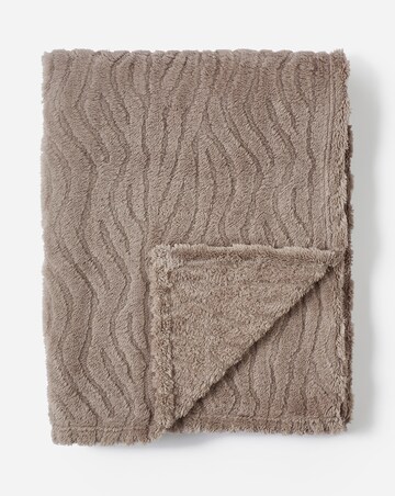 Textured Wavy Fleece Throw - Mink
