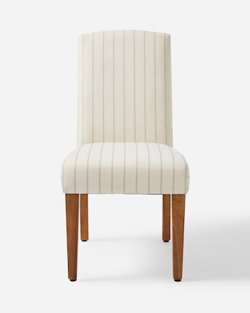 Julipa Ashford Extending Dining Table with 6 Everly Chairs