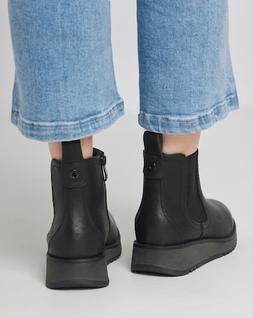 Heavenly Feet Rolo Chelsea Boot Wide E Fit