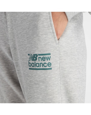 New Balance Sport French Terry Graphic Jogger