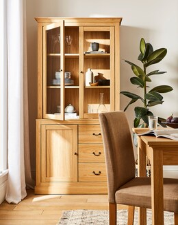Julipa Ashford Display Unit