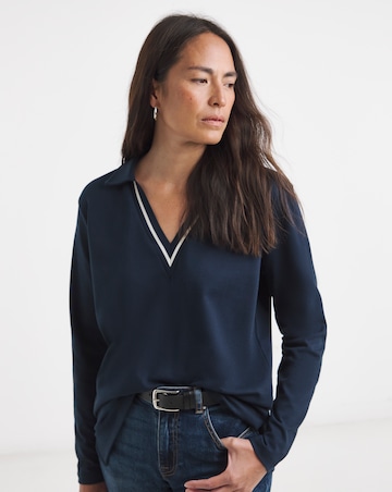 Contrast V-Neck Collared Top