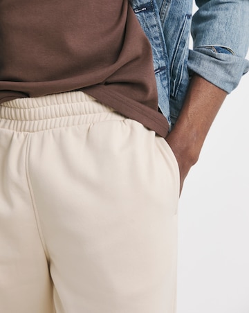 Relaxed Fit Jogger