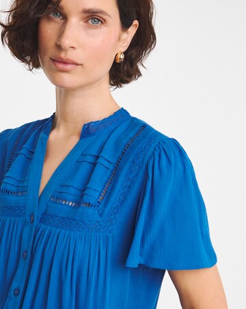 Textured Crinkle Ladder Insert Top