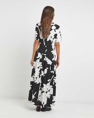 Soft Touch Asymmetric Seam Maxi Dress
