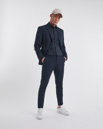 Premium Textured Cut Away Collar Shirt