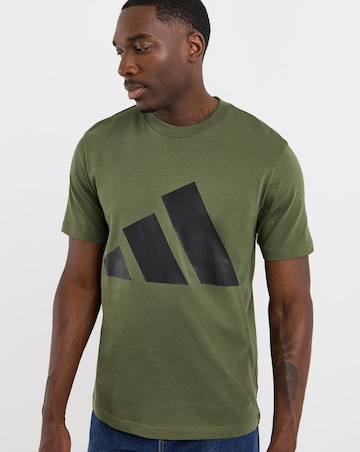 adidas 3 Big Logo T-Shirt
