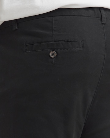Skinny Fit Chino