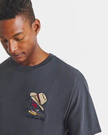 Levi's Short Sleeve Embroidered Motif T-Shirt - Black