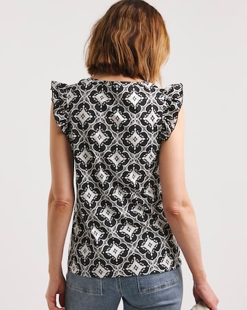 Printed Ruffle Sleeve Vest