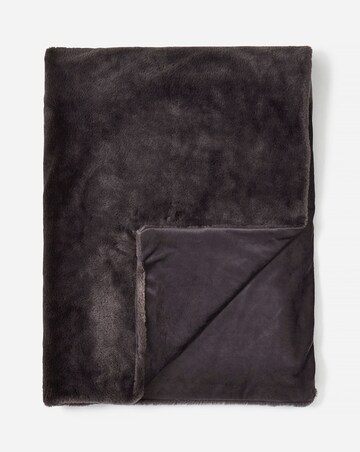 Soft Faux Fur Throw