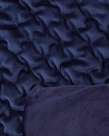 Pinsonic Velvet Throw