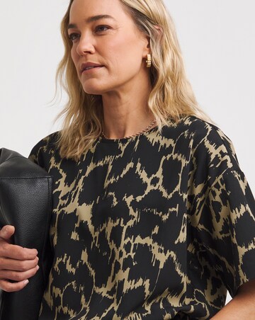 Printed Crepe Boxy Short Sleeve Top