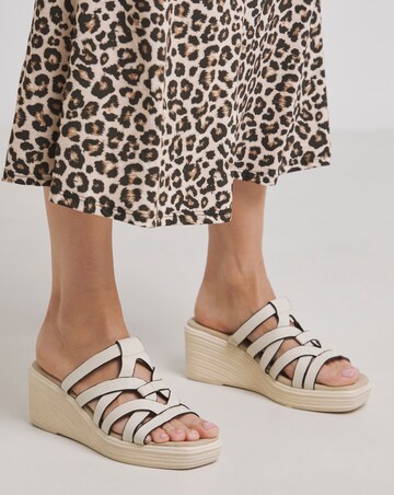 Monarch Wedged Woven Mule - Extra Wide Fit (EEE)