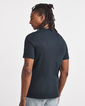 Lyle & Scott Short Sleeve Graphic T-Shirt - Navy