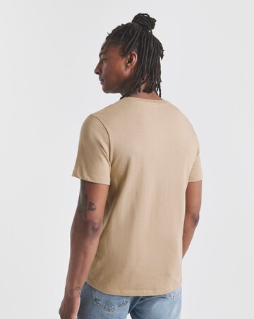 Levi's Short Sleeve Housemark T-Shirt - Biege