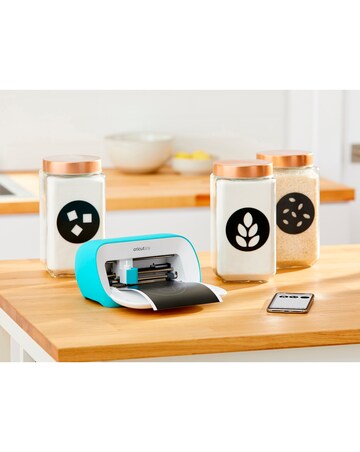Cricut Joy: Compact Cutting and Writing Machine