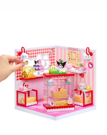MGA's Miniverse Make It Mini Spaces Hello Kitty Building Set
