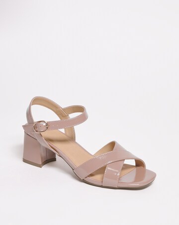 Block Heel Crossover Vamp Sandal EEE Fit
