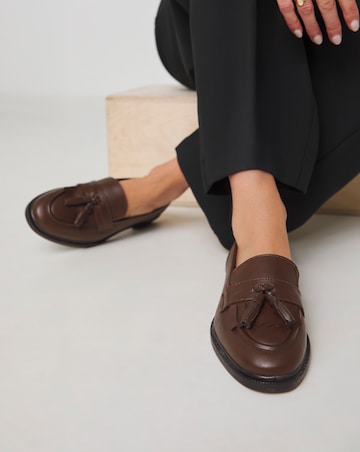 Viola Classic Tassle Loafer Wide E Fit