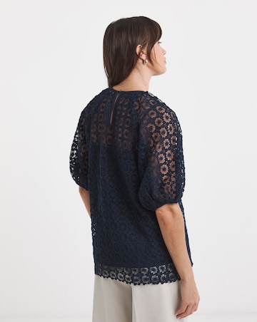 Bubble Sleeve Lace Top