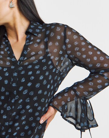 Georgette Frill Cuff Collar Blouse