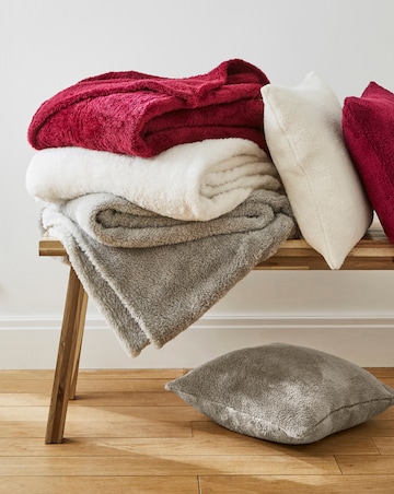 Cuddle Fleece Throw