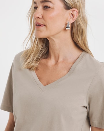 3 Pack V-Neck T-Shirts