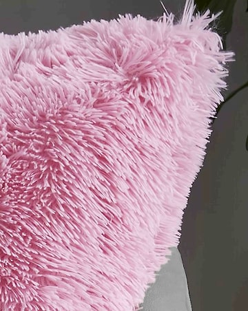 Catherine Lansfield Shaggy Fleece Cushion