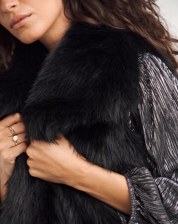 Black Long Pile Faux Fur Gilet