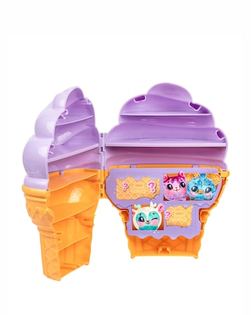 Cookeez Makery Yum Yumz Collector Case with 6 Plush Toys