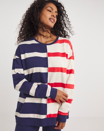 Pretty Secrets Sweatshirt and Legging Set