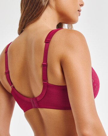 Berlei Beauty Lace Minimiser Bra