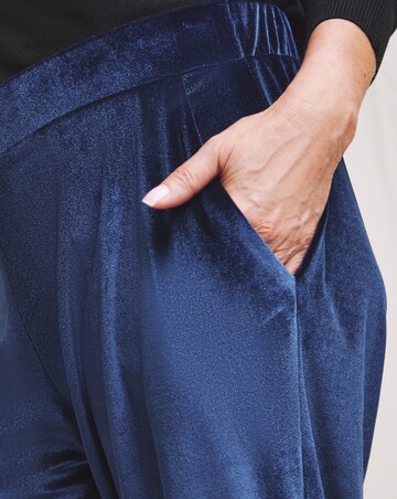 Julipa Velour Tapered Trouser