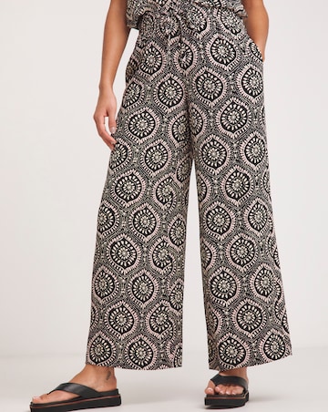 Mono Print Crinkle Shirred Waist Wide Leg Trousers