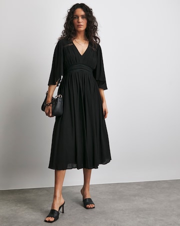 Joanna Hope Crinkle Dress