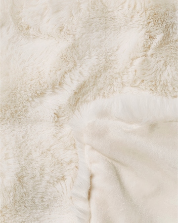 Bubble Faux Fur Throw - Ivory