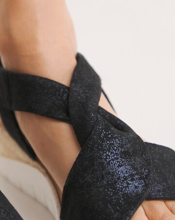 Beau Leather Crossover Sandal Wide E Fit