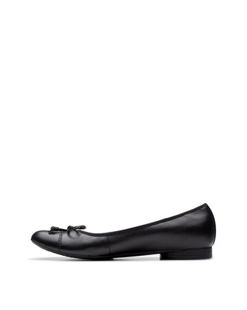Clarks Loreleigh Rae Leather Ballet Pump Wide Fit