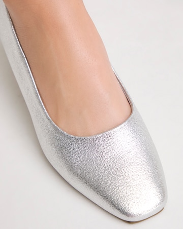Orlia Flexi Sole Block Heel Court Shoes - Wide Fit (E)