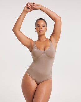 MAGIC Bodyfashion Light Control Low Back Bodyshaper Macchiato