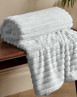Catherine Lansfield Cosy Ribbed Throw
