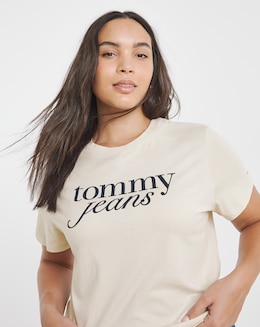Tommy Jeans Slim Essential Logo Tee