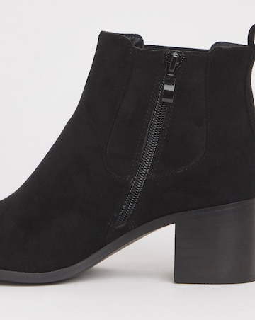 Cushion Walk Block Heel Boot Wide E Fit